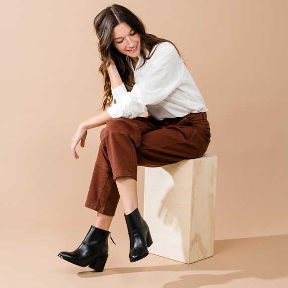 NISOLO Dari Leather Ankle Boots 2.0 in black - Picture 2 of 12